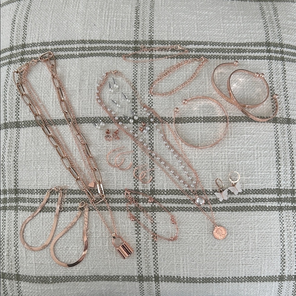 Rose Gold Layered Necklace and Earring Jewelry Set